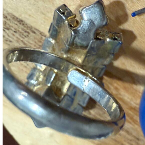 USA Jewelry Bundle: Fourth of July Vintage Fashion Ring, Earrings & Flag Pin - Picture 5 of 15